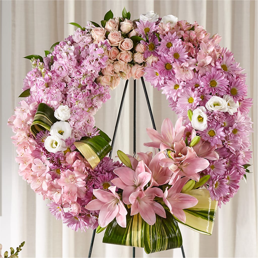 Gift of Warmth Wreath – SANTINA'S FLOWERS & GIFTS, Fairbanks AK