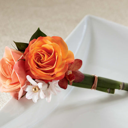 Sunset Dream Boutonniere – SANTINA'S FLOWERS & GIFTS, Fairbanks AK