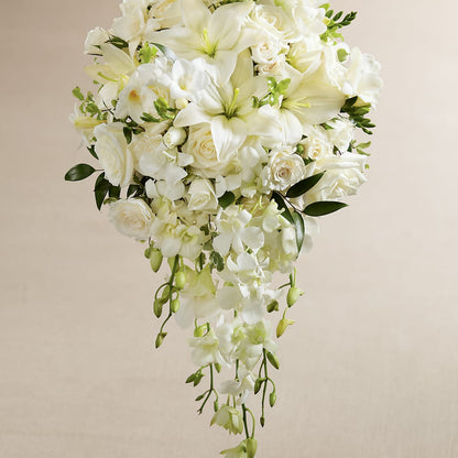 White Wonders Bouquet – SANTINA'S FLOWERS & GIFTS, Fairbanks AK
